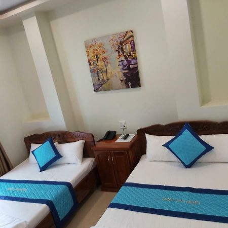 Nhat Tan Hotel Quy Nhon Exterior photo